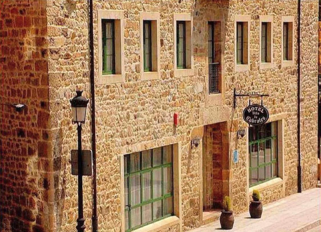 Hotel Villa De Cabrales Arenas De Cabrales Exterior foto